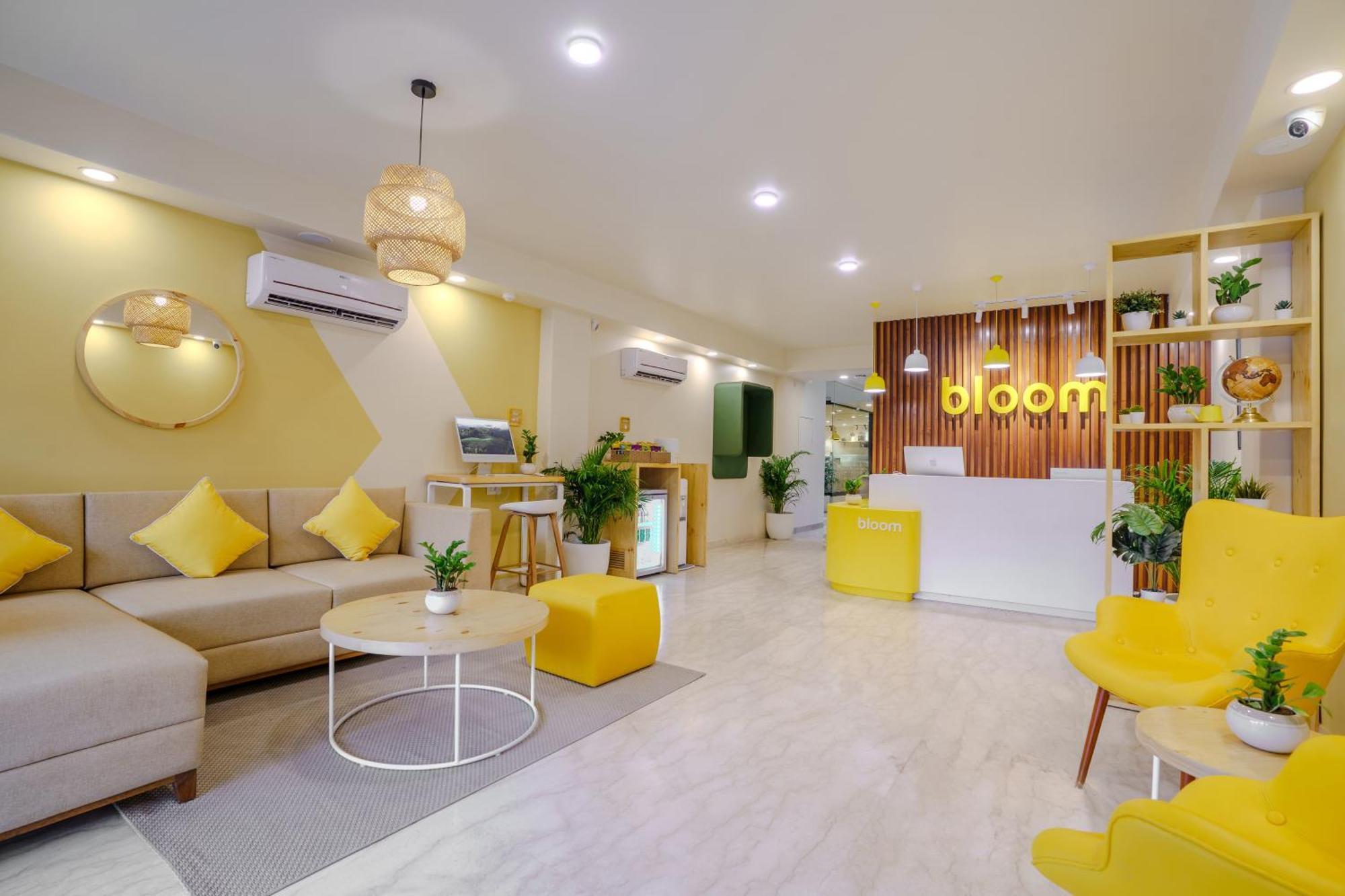 Bloom Hotel - Gk2 New Delhi Exterior photo