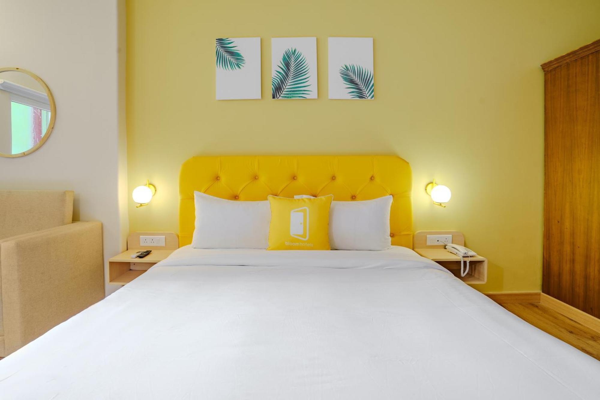 Bloom Hotel - Gk2 New Delhi Room photo